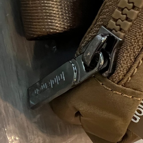 NWT Allspice lululemon Everywhere Belt Bag EBB (1L) - Picture 5 of 12